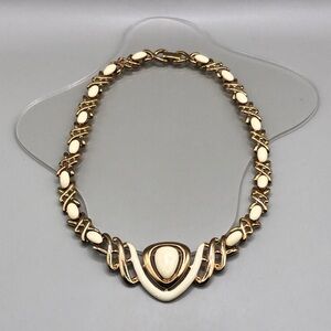 Vintage glam regal gold tone cream enamel collar dressy statement necklace